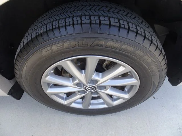 Used 2025 Quartz Metallic Mazda 2.5 S Preferred Package image 10