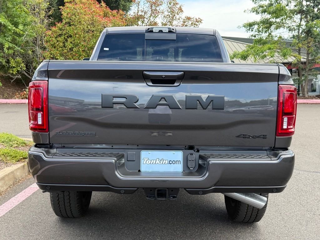 New 2026 Granite Crystal Metallic Clear-Coat Exterior Paint RAM Laramie image 6