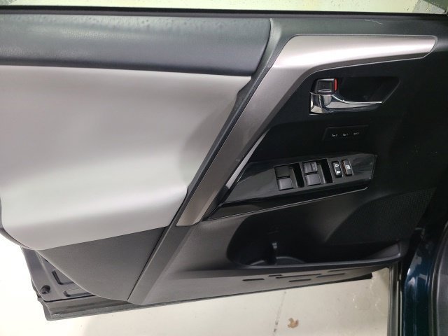 Certified Used 2018 Aqua Toyota Hybrid Limited image 20