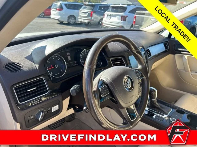Used 2014 White Volkswagen V6 TDI image 21