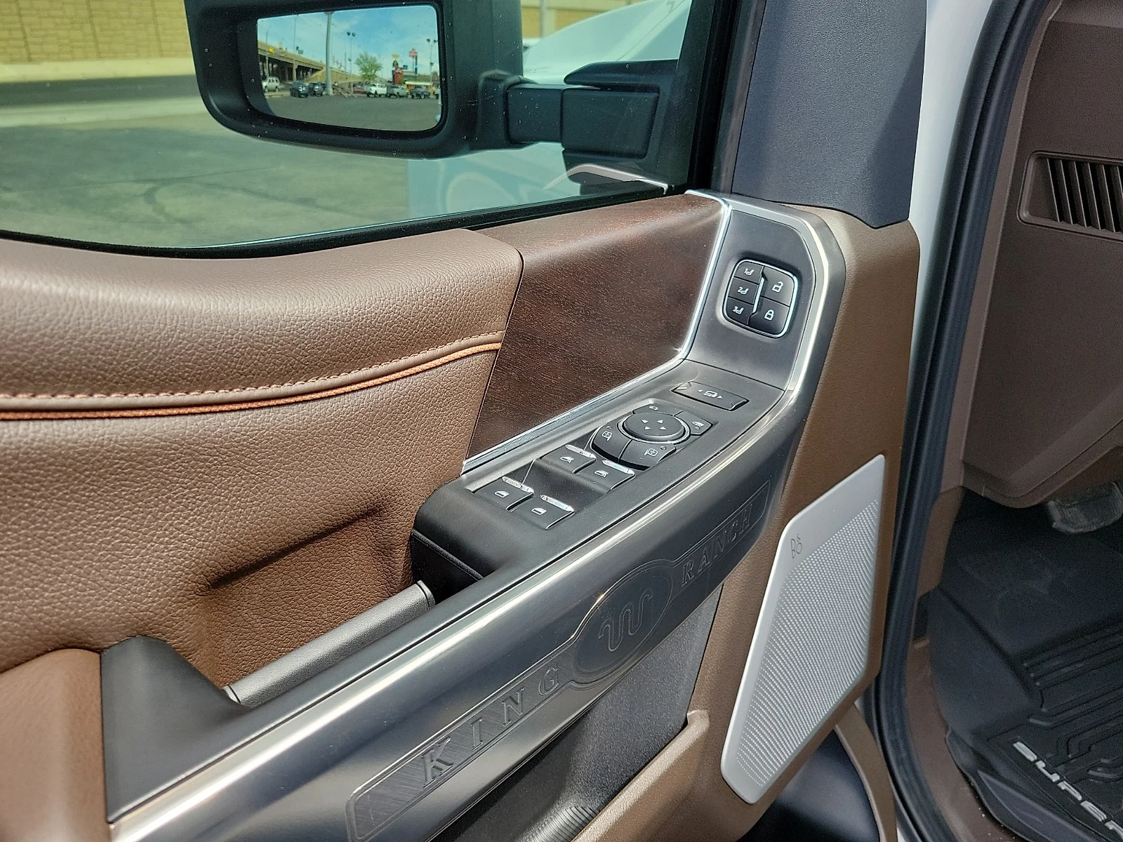 New 2026 Star White Metallic Tri-Coat Ford F-250&reg; King Ranch&reg; image 11