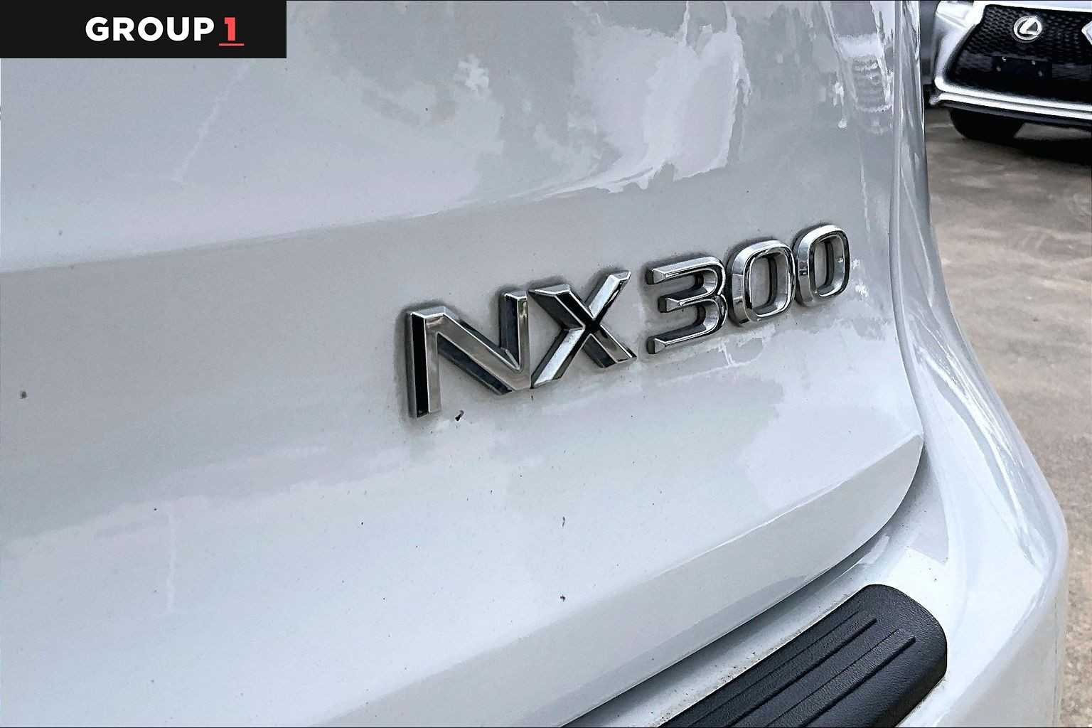 Used 2020 Ultra White Lexus F SPORT image 29
