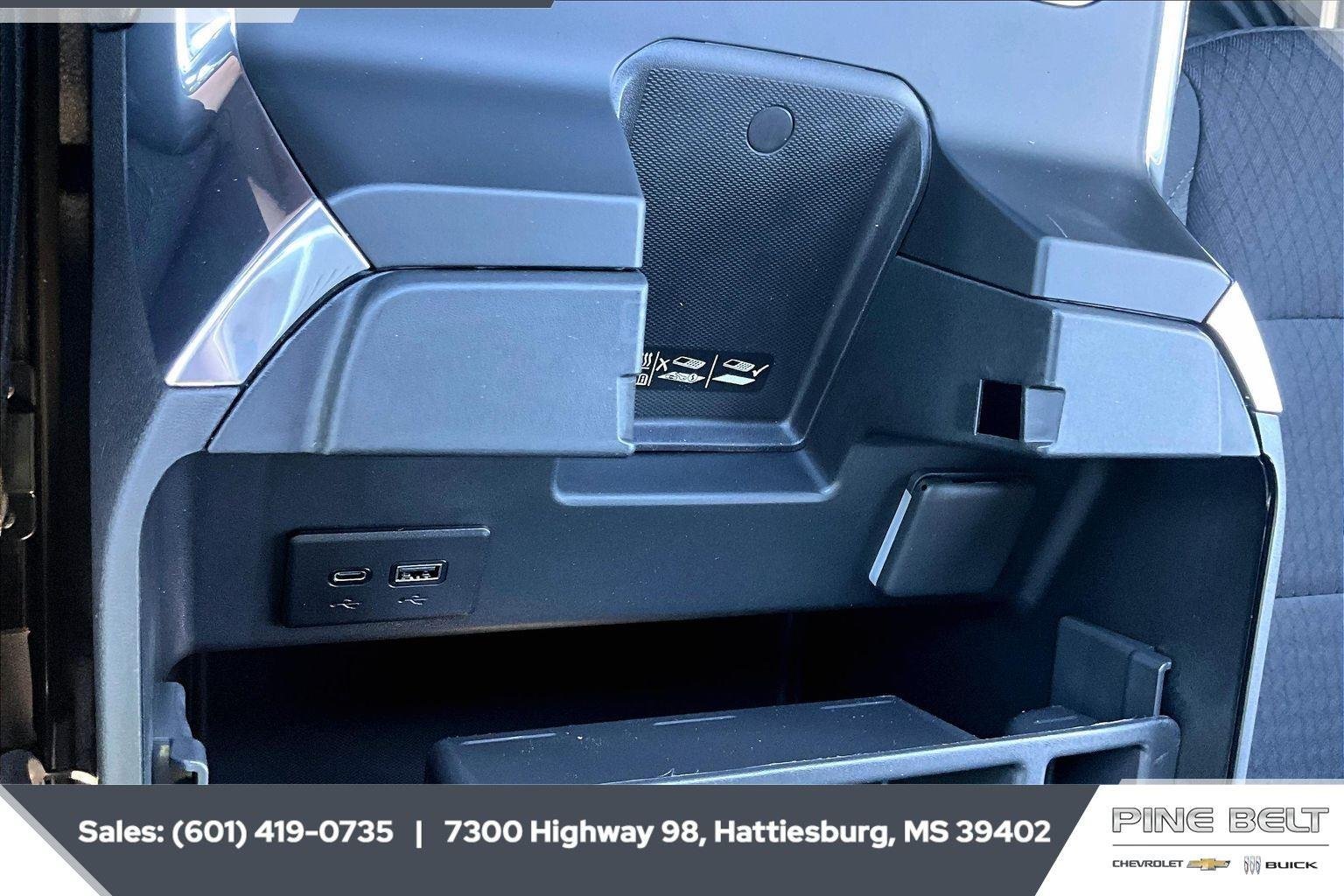 New 2026 Summit White Chevrolet LT image 24