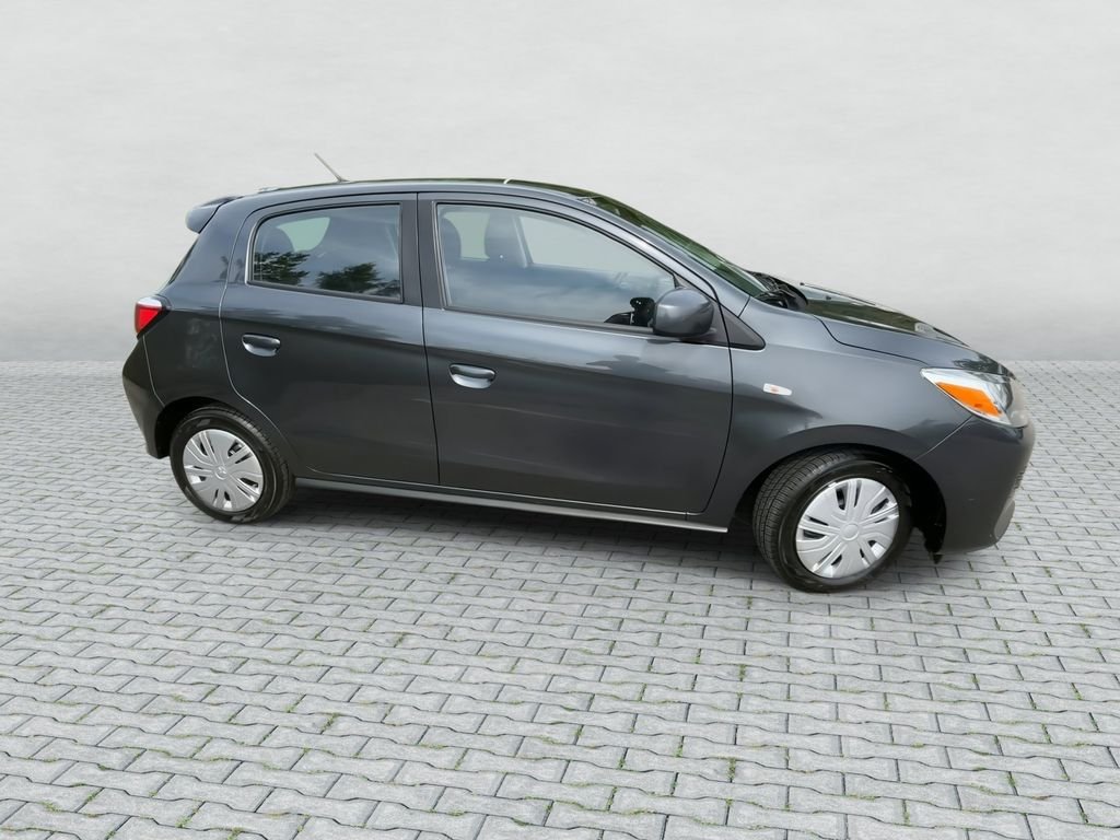 Used 2024  Mitsubishi  image 9