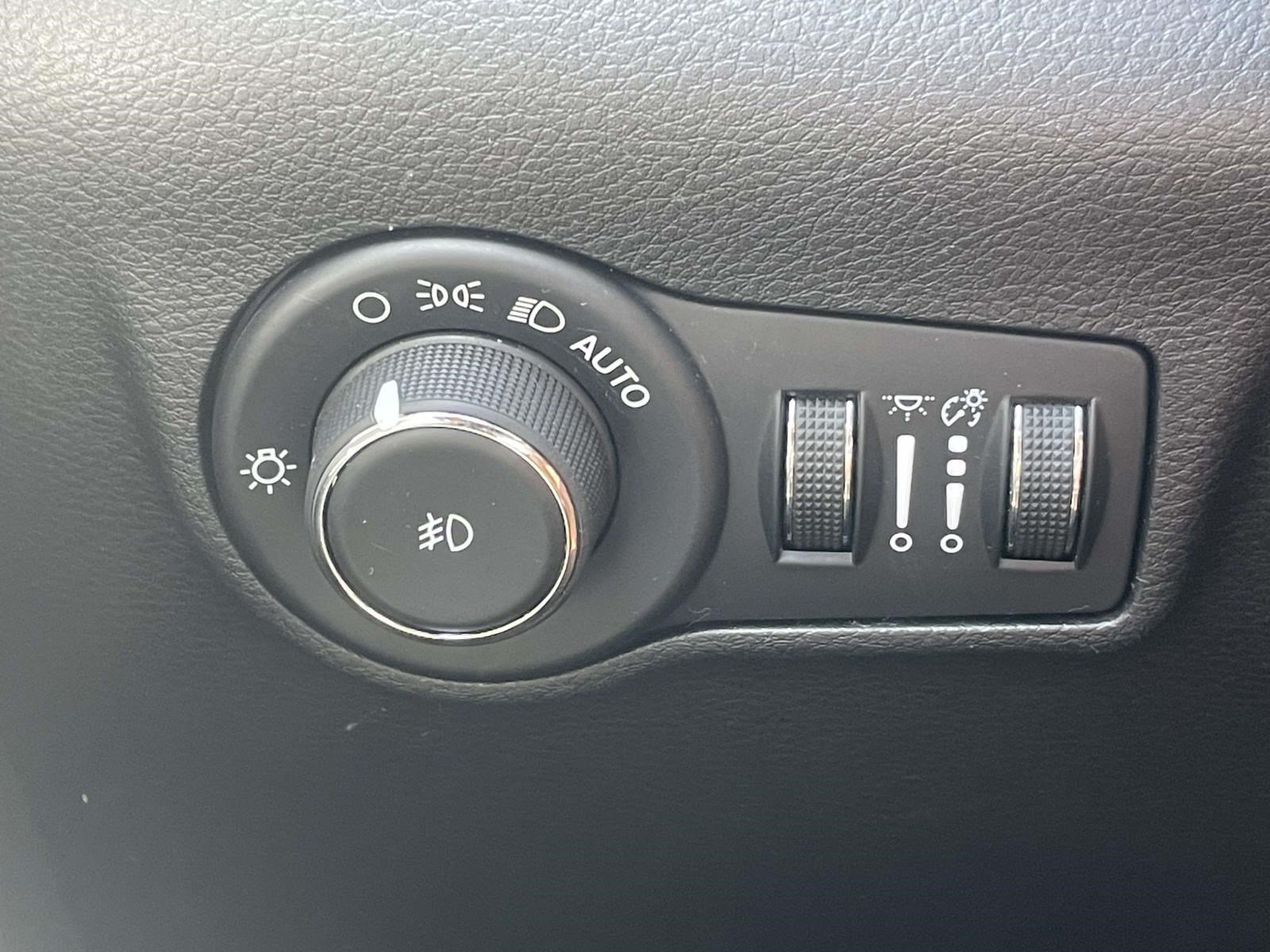 2025 Jeep Compass Limited - Photo 18