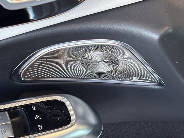 New 2026 MANUFAKTUR Moonlight White Metallic Mercedes-Benz E 350 image 46