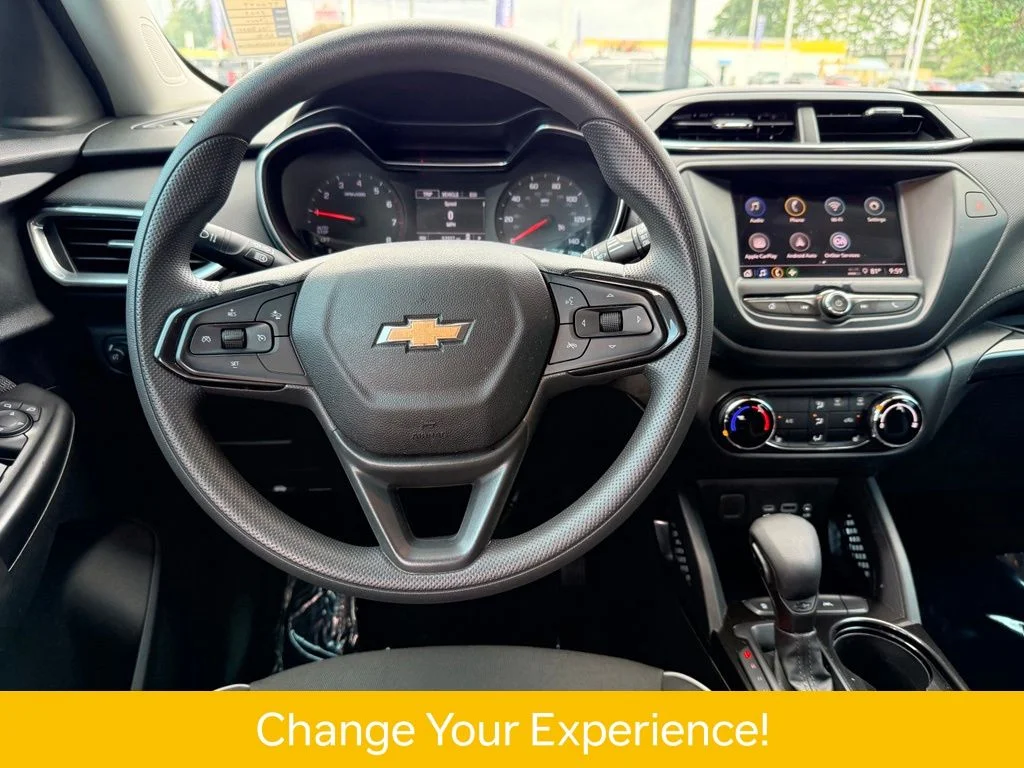 2023 Chevrolet TrailBlazer LT - Photo 11