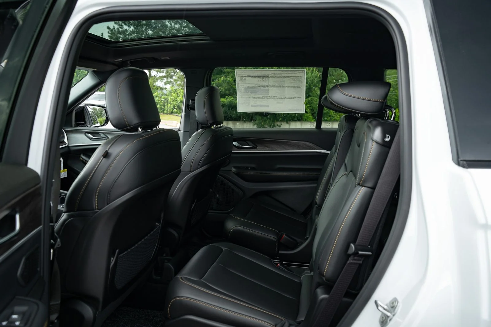 New 2026 White Jeep  image 19
