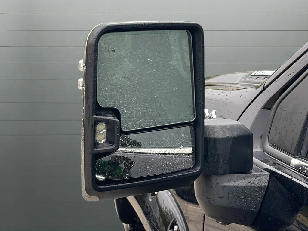 Used 2024 Black Chevrolet High Country image 43