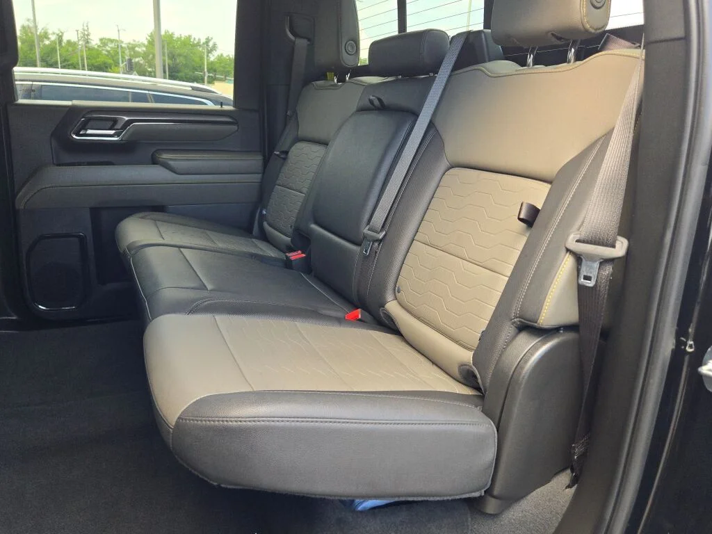 Used 2024 Black Chevrolet ZR2 image 20