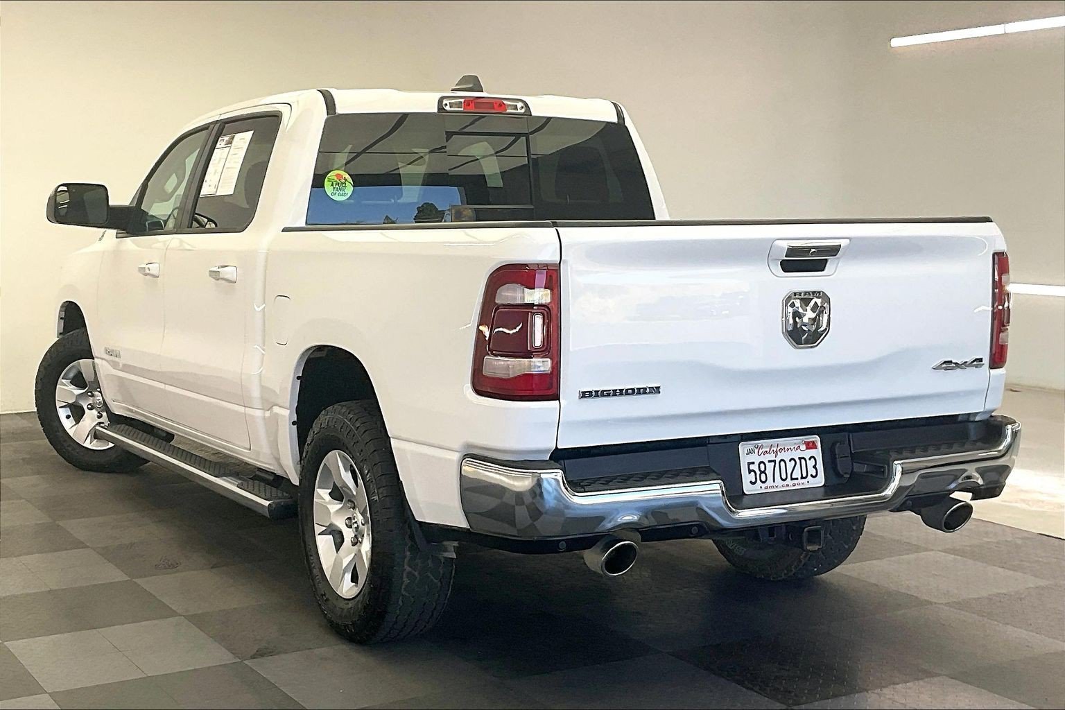 Used 2020 Bright White Clearcoat Ram Big Horn image 10