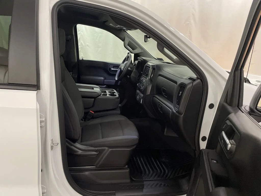 Used 2024 Summit White Chevrolet Custom image 20