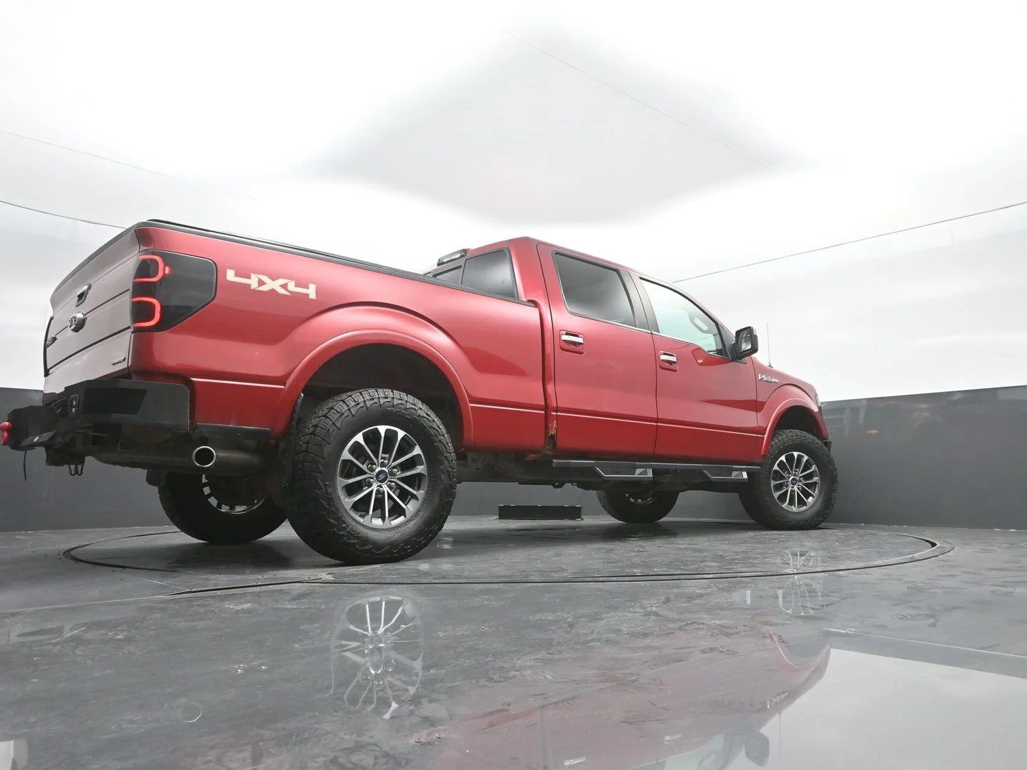 Used 2012 Red Candy Metallic Tinted Clearcoat Ford Lariat image 34