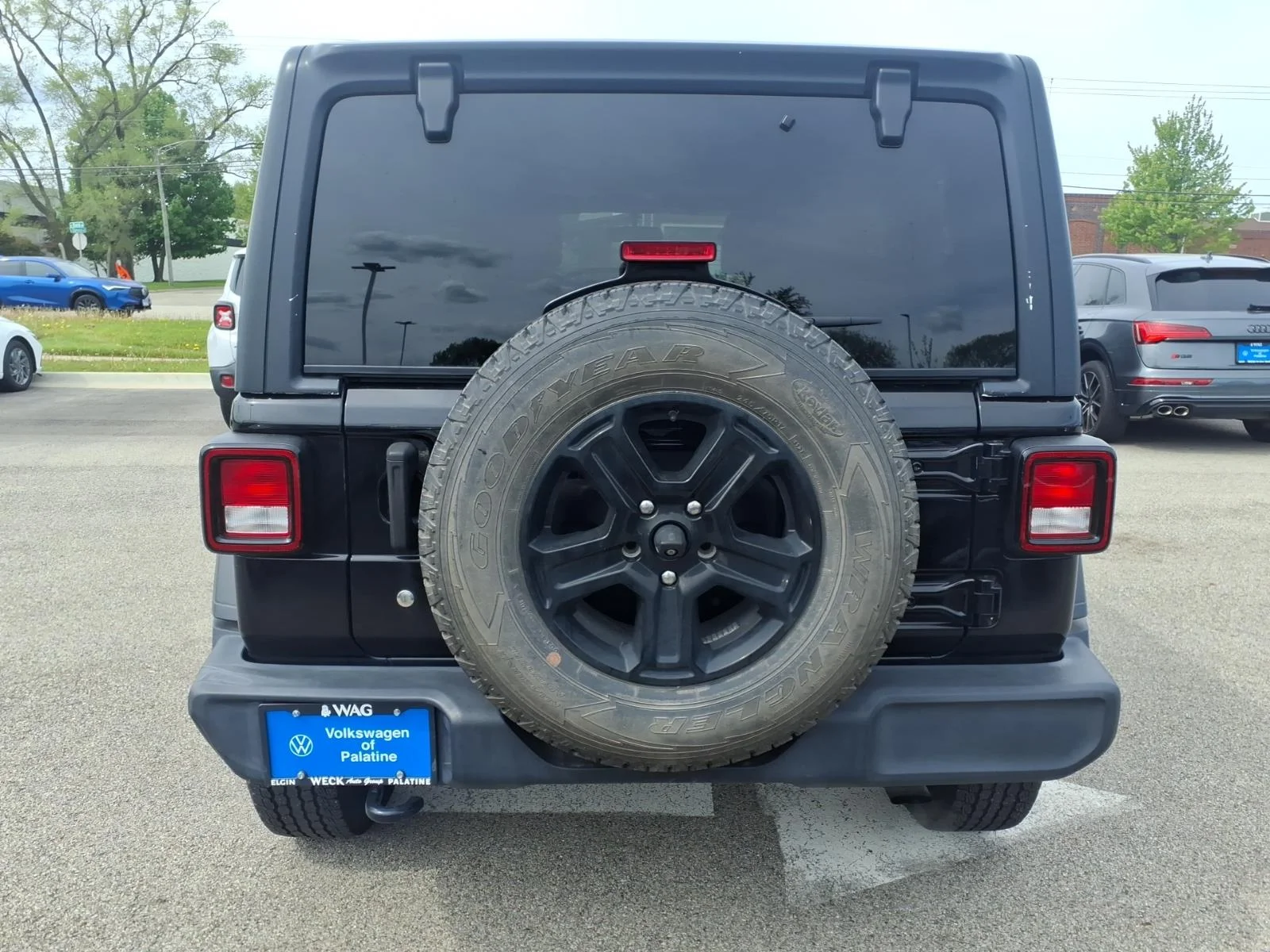 Used 2018 Black Jeep SPORT S 4X4 image 6