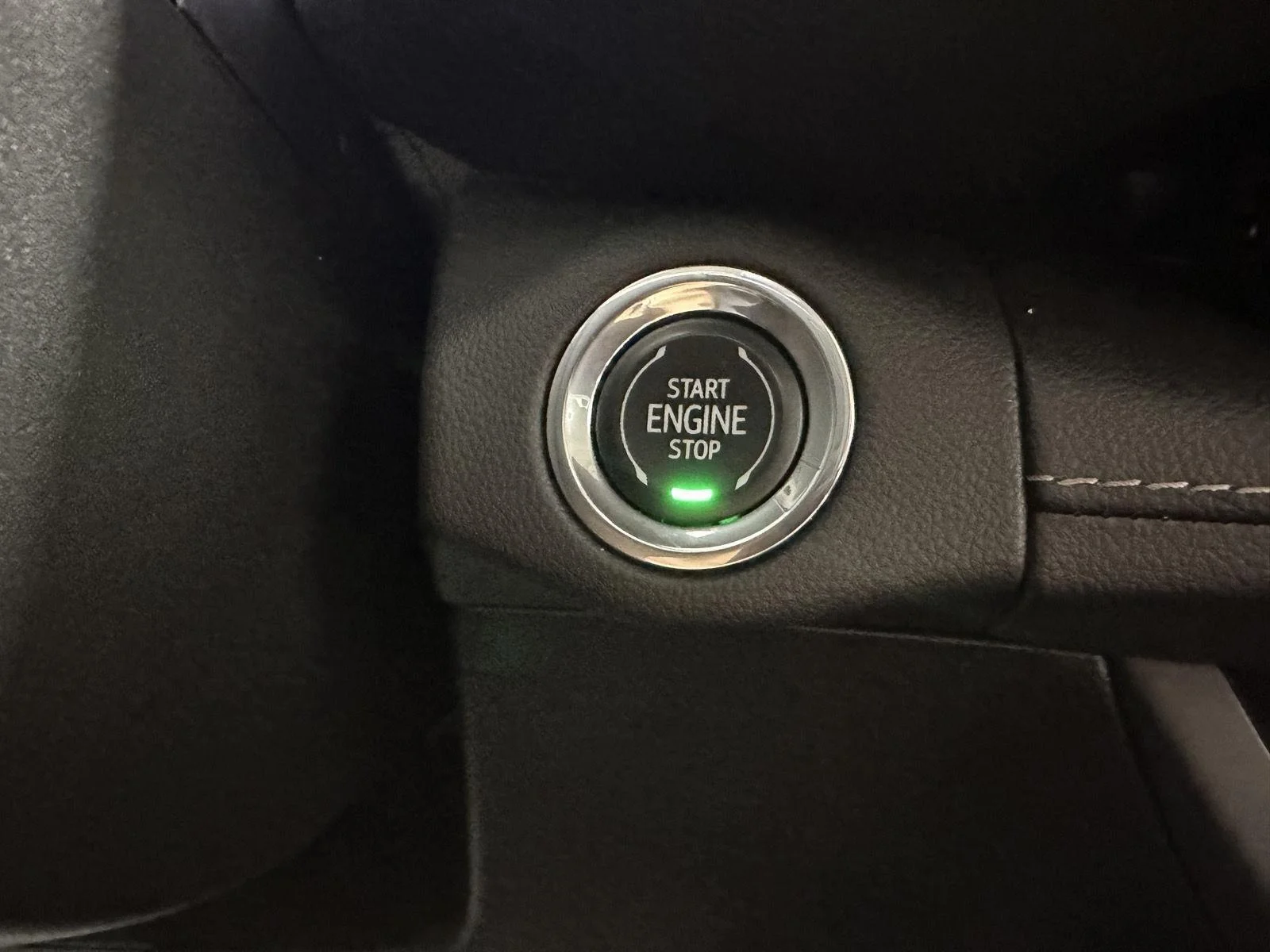 Used 2023 CINNABAR METALLIC Buick Essence image 14