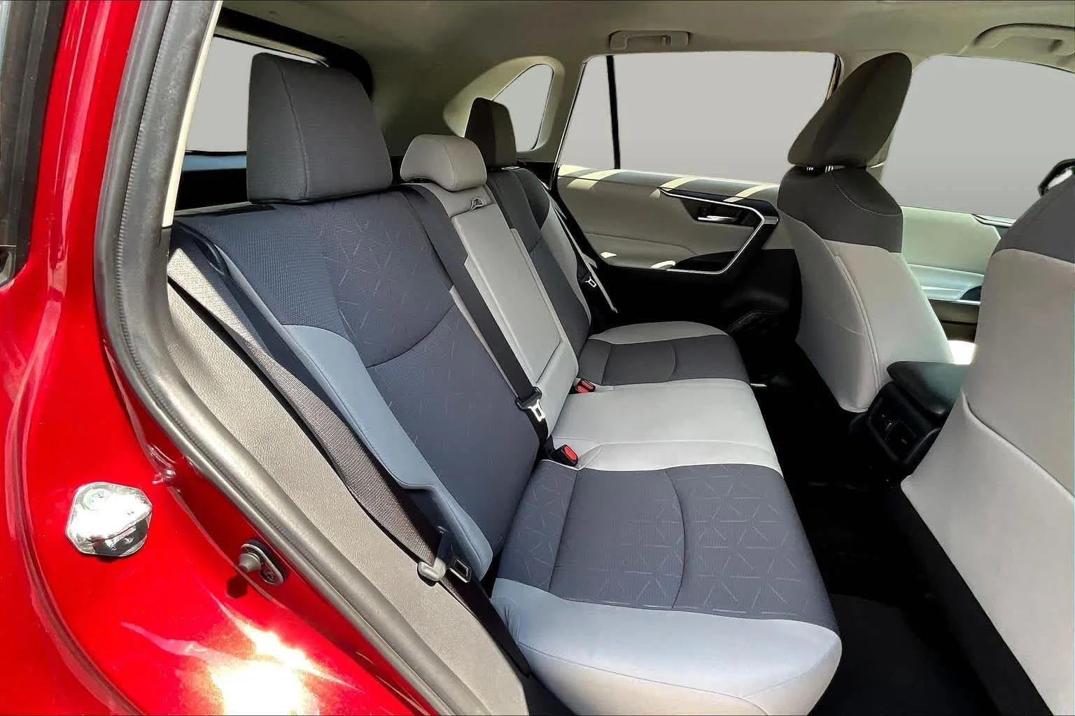 Used 2024 Ruby Flare Pearl Toyota XLE image 21