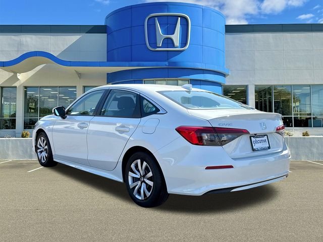 Used 2024 Platinum White Pearl Honda LX image 4