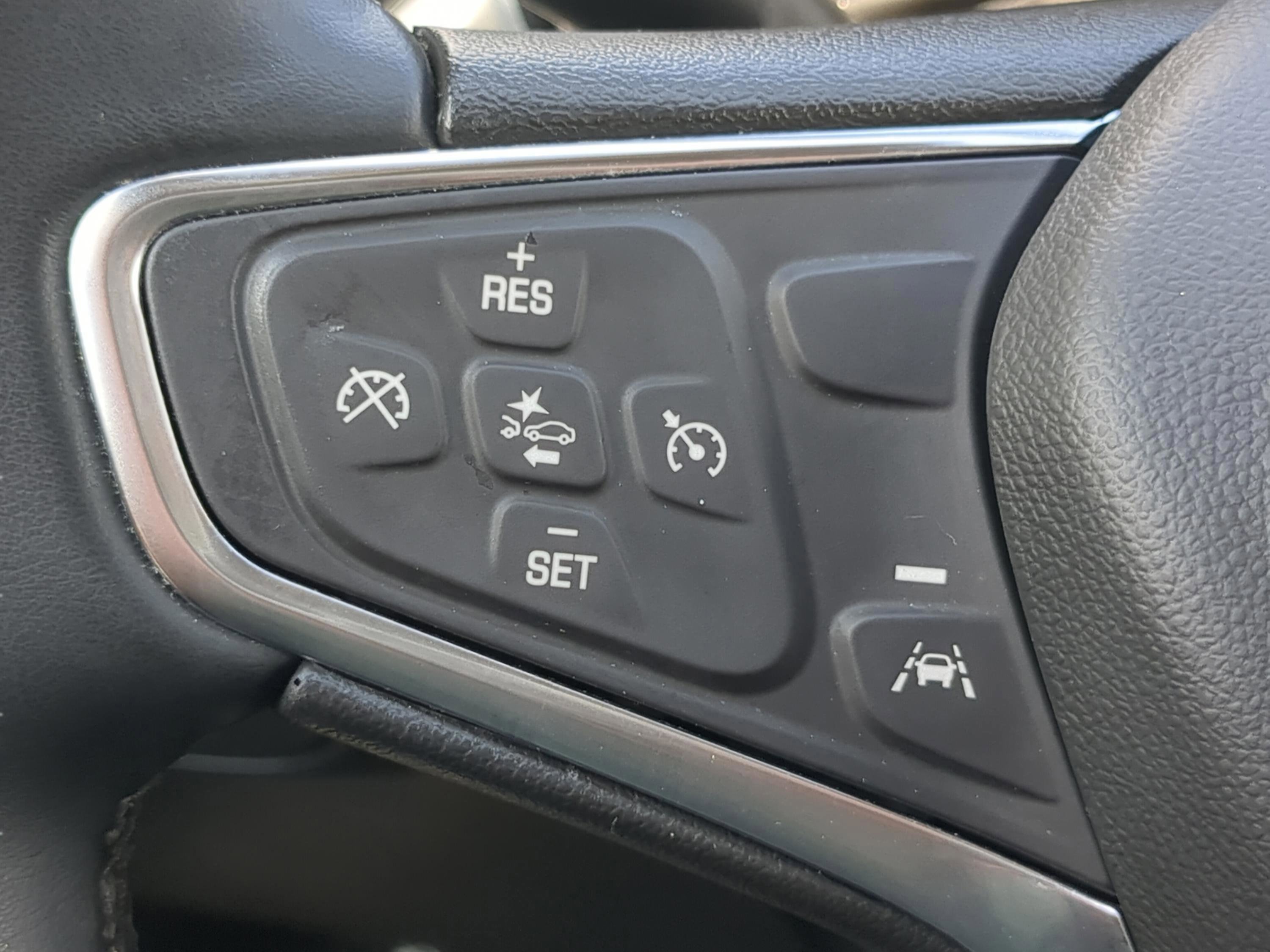Used 2024 Sterling Gray Metallic Chevrolet LT image 19