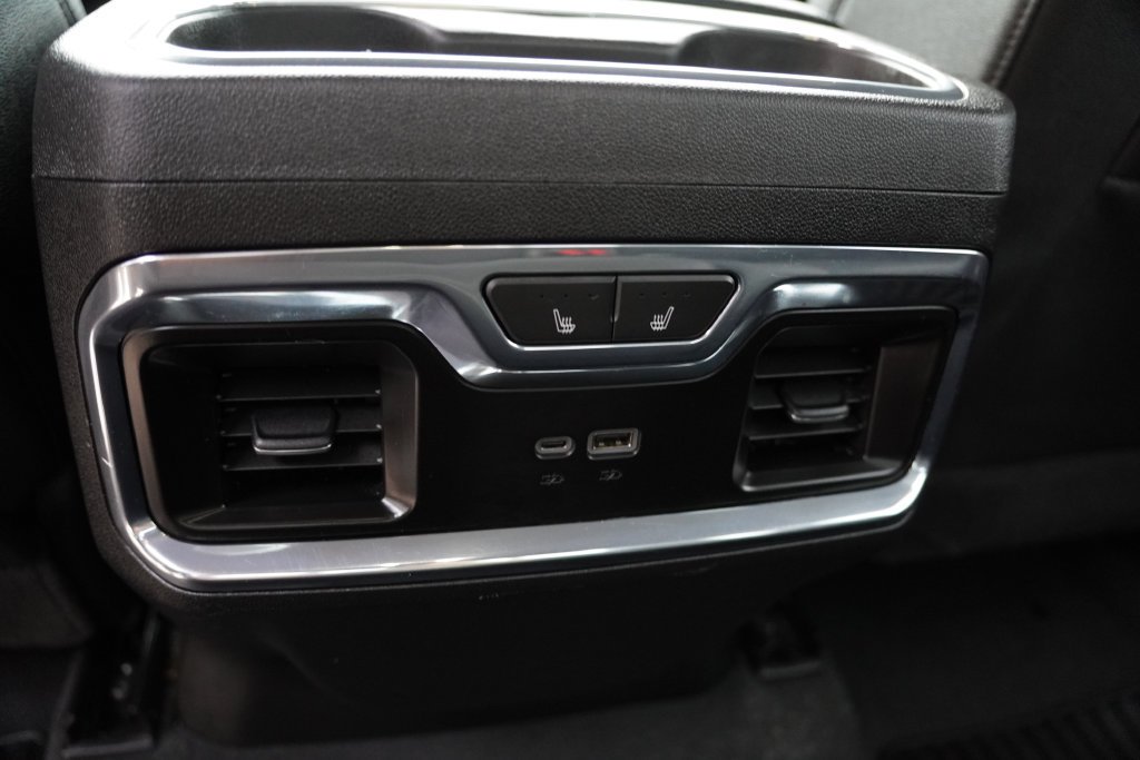 2024 Chevrolet Silverado 1500 LTZ - Photo 18