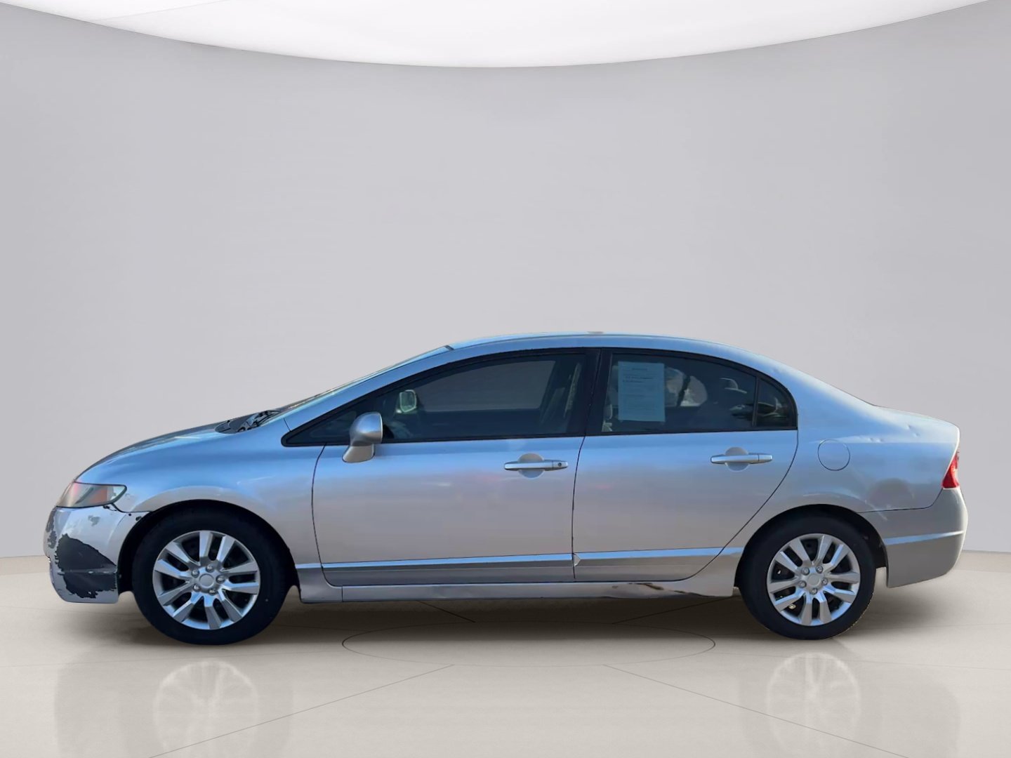 Used 2010 Silver Honda LX SEDAN image 2