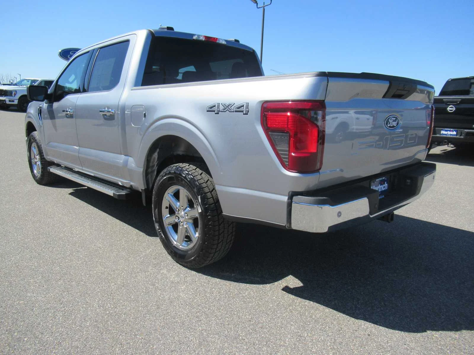 Certified Used 2025 Iconic Silver Ford XLT image 4