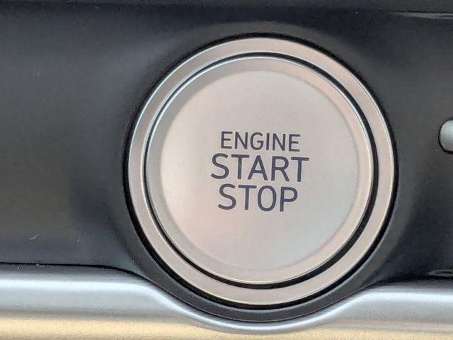 New 2026 Gray Hyundai SEL FWD image 32