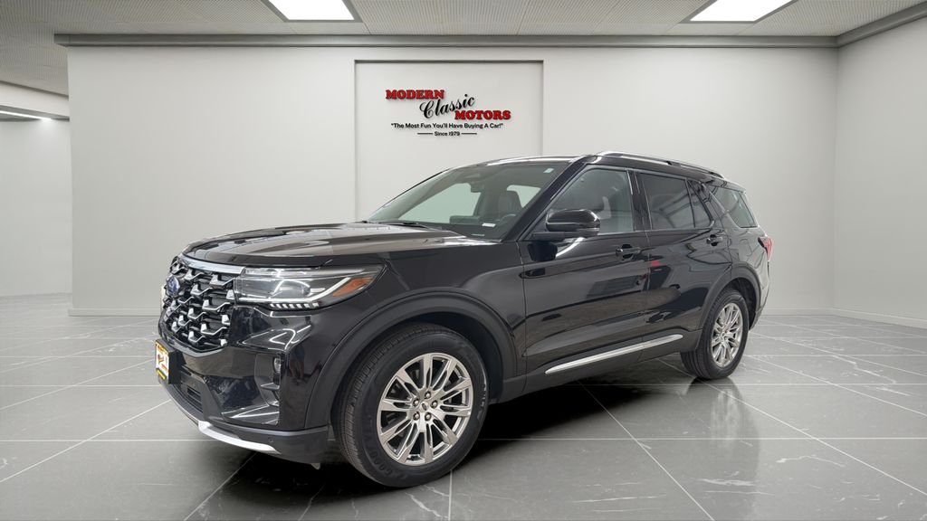 Used 2025 Black Ford Platinum image 3