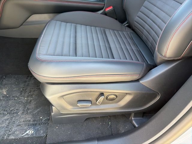 New 2026 Space White Metallic Ford ST-Line image 14