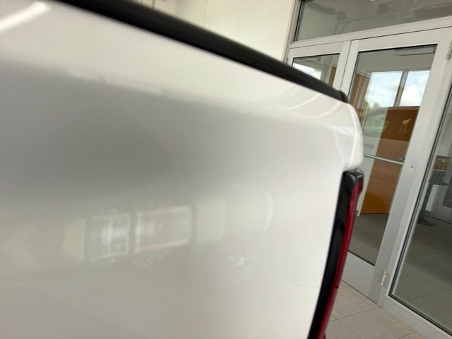 New 2026 Bright White Clear-Coat Exterior Paint RAM Big Horn/Lone Star image 8