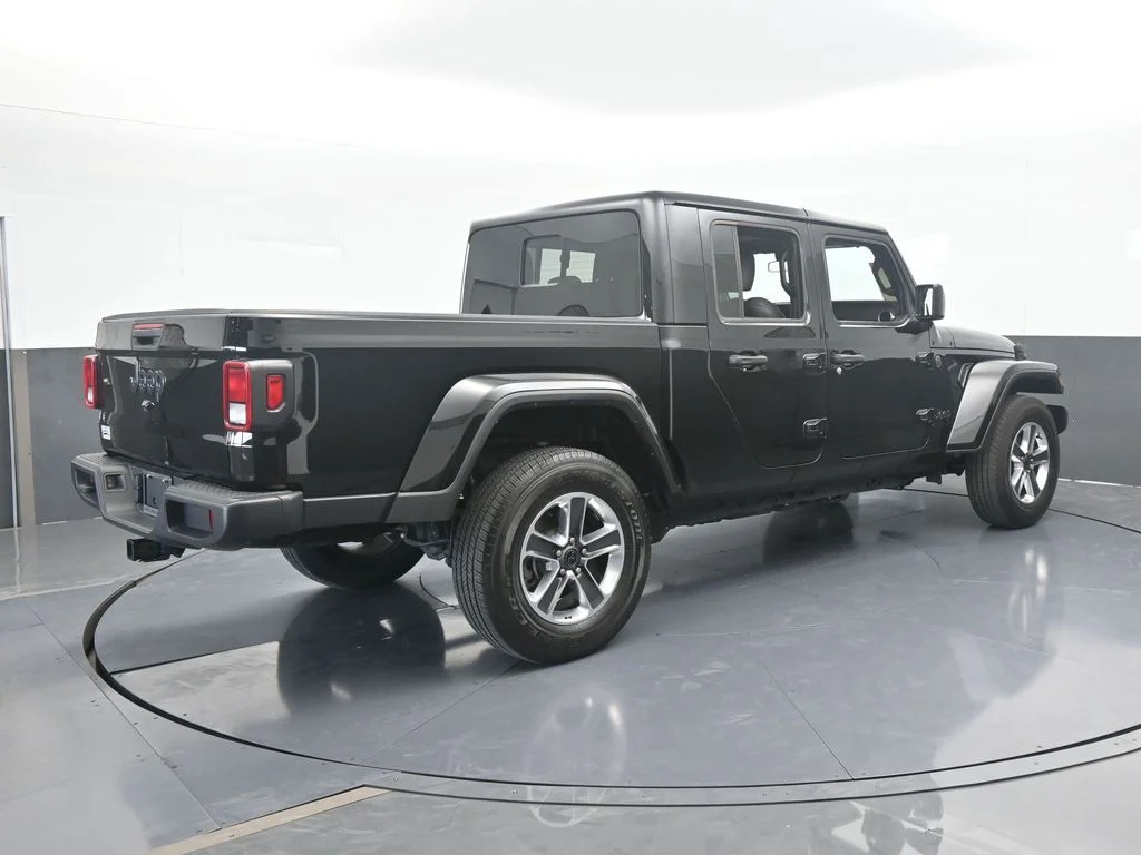 Used 2024 Black Clearcoat Jeep Sport S image 5