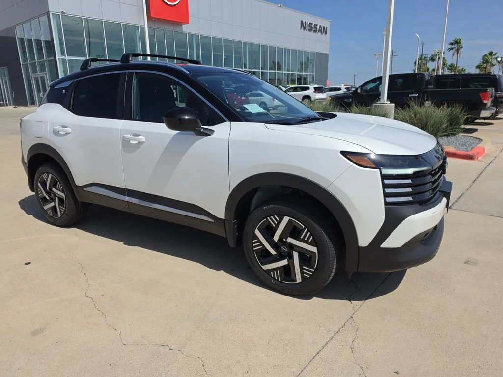 New 2026 White Nissan SV image 9