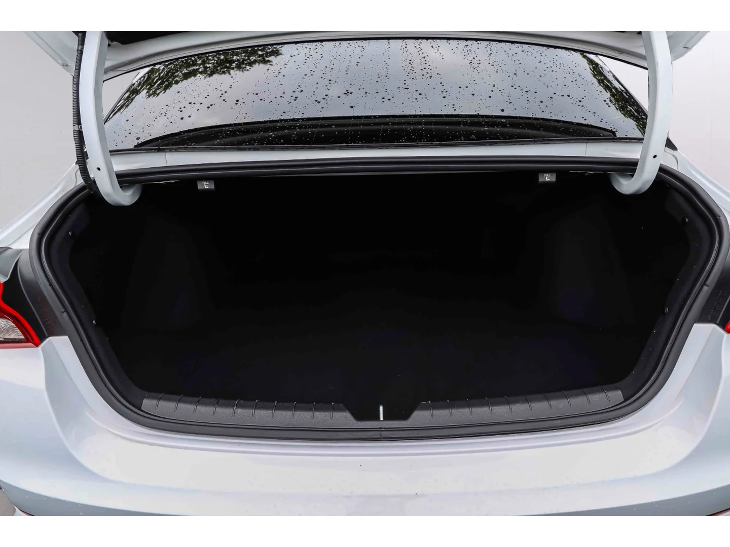 Certified Used 2024 Glacial White Pearl Kia GT-Line image 23