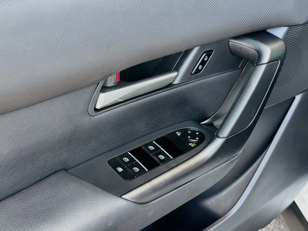 Used 2025 Wind Chill Pearl Mazda 2.5 S Premium Package image 19
