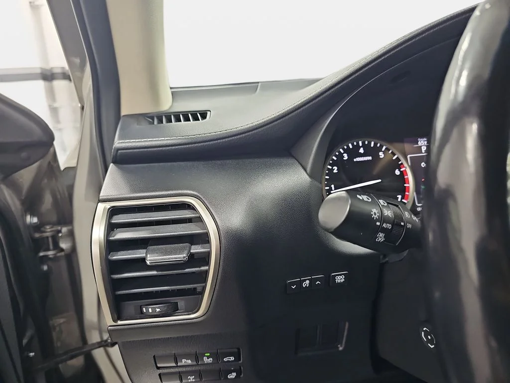 Used 2017 Silver Lexus 200t image 28