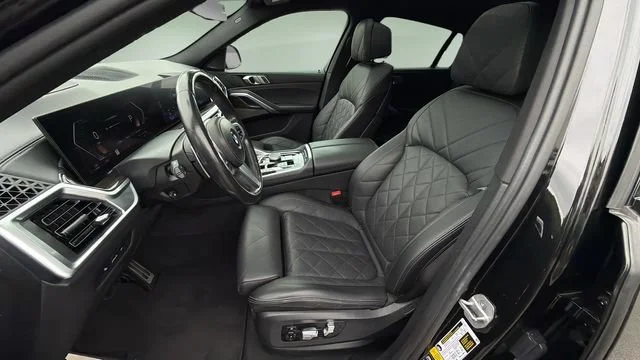 Used 2024 Black BMW xDrive40i image 18