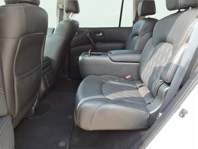 Used 2024 White Nissan Platinum 2WD image 17