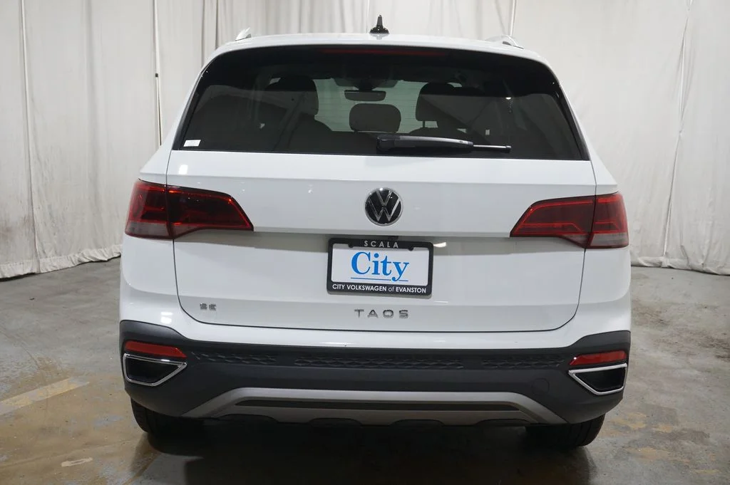 Certified Used 2023 White Volkswagen 1.5T SE image 6