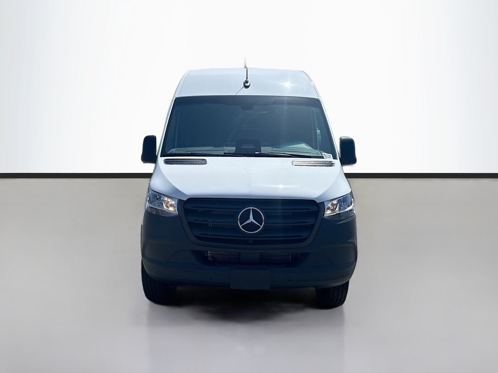 New 2026  Mercedes-Benz Cargo 170 WB image 8