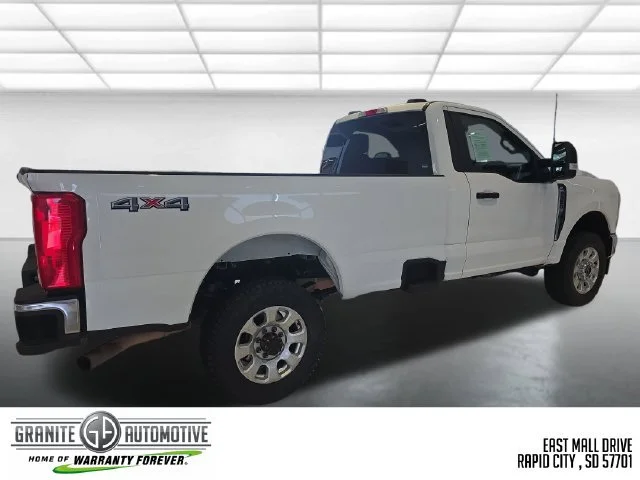 2024 Ford F-350 Super Duty XLT - Photo 6