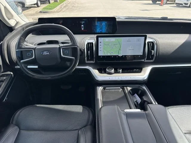 Used 2025 Black Ford Platinum image 29