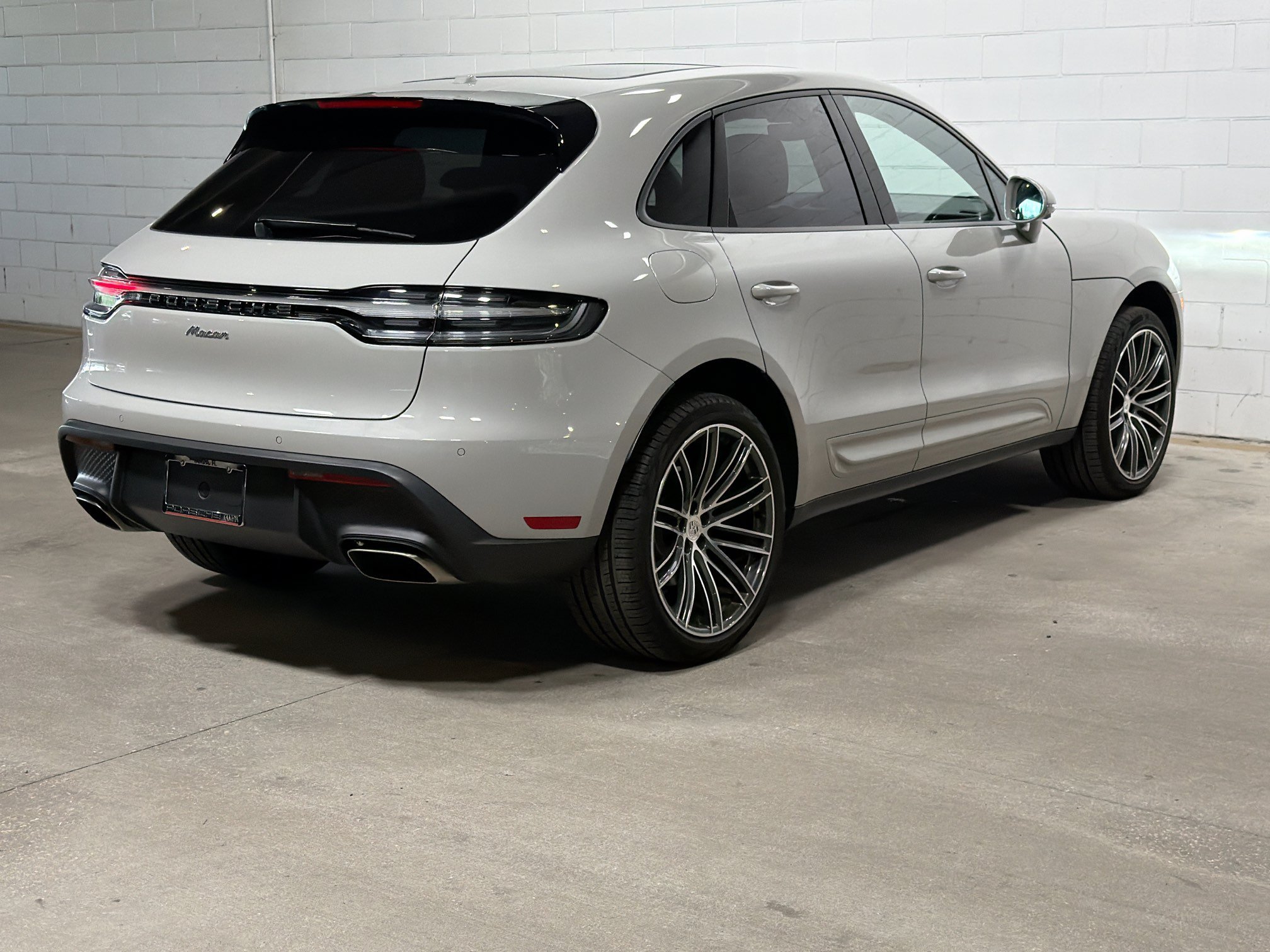 Used 2026  Porsche  image 5