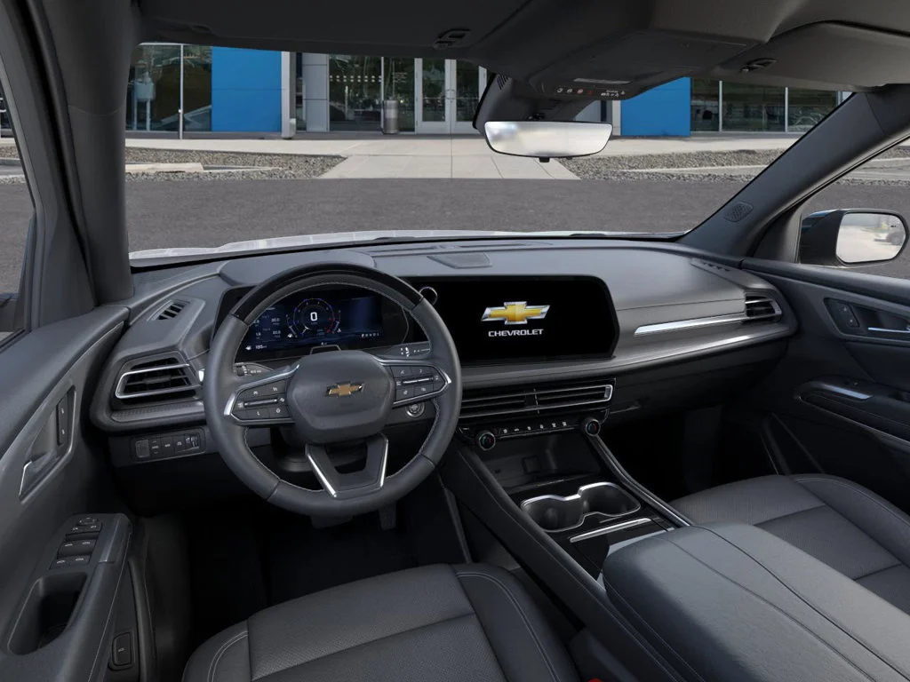 New 2026 Polar White Tricoat Chevrolet LT image 15