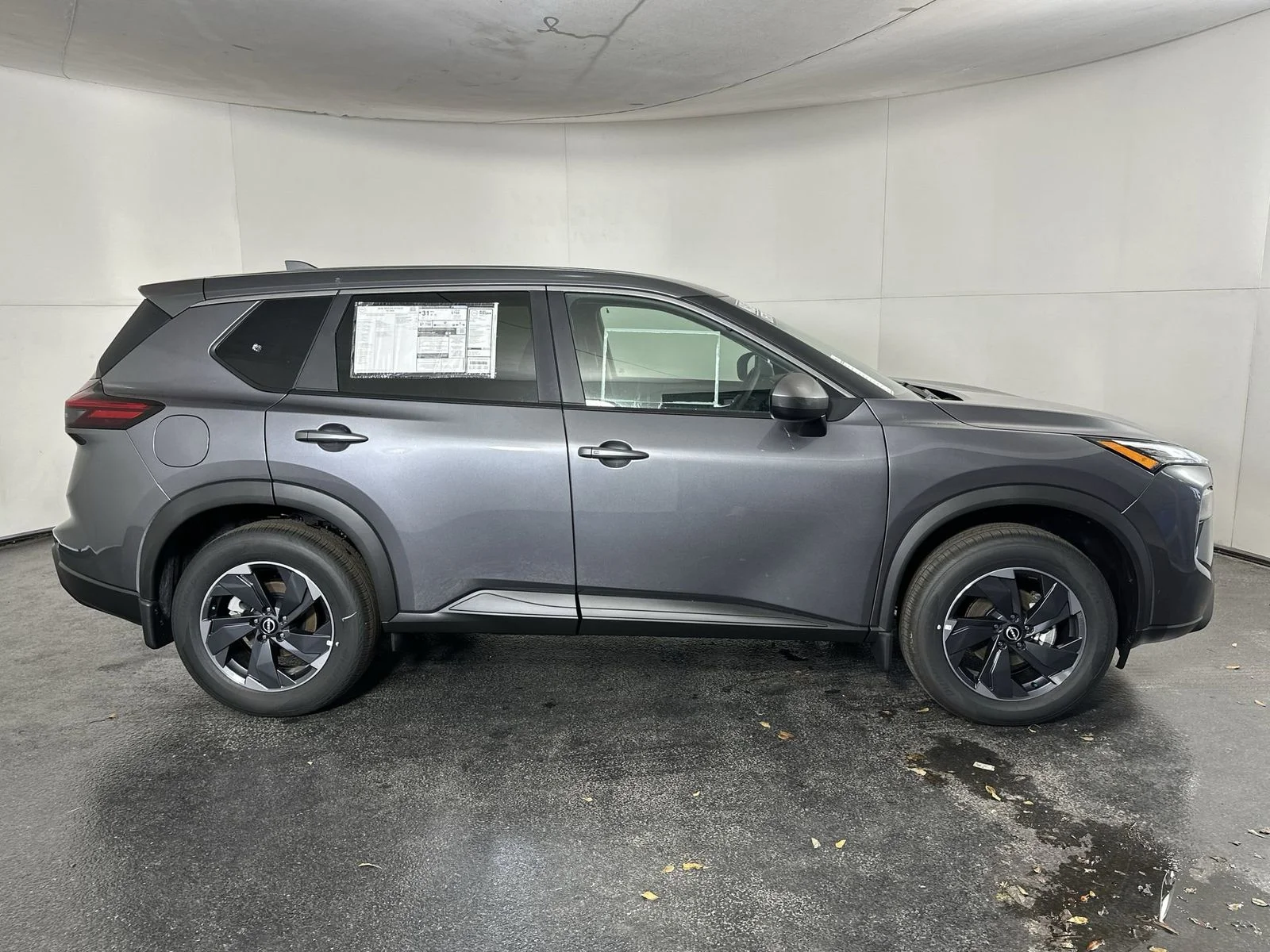 2026 Nissan Rogue SV - Photo 14