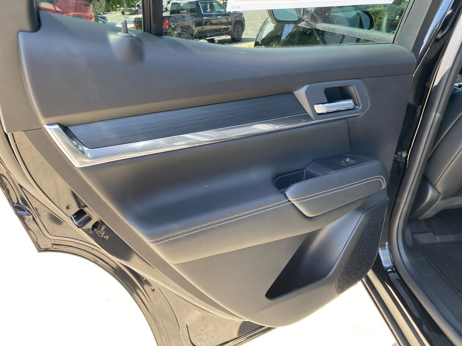 New 2026 Ebony Twilight Metallic GMC Elevation image 21