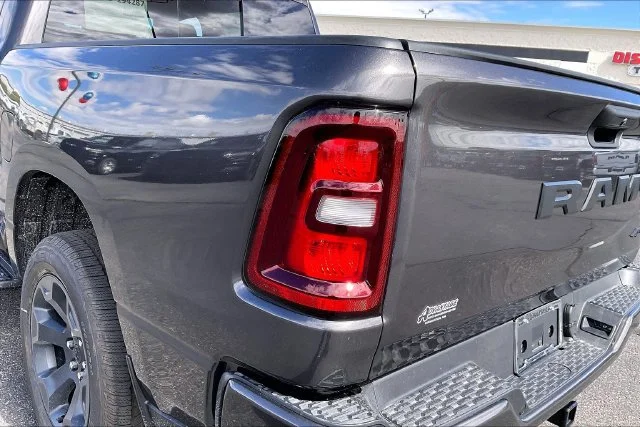 New 2026 Granite Crystal Metallic Clear-Coat Exterior Paint RAM Tradesman image 26