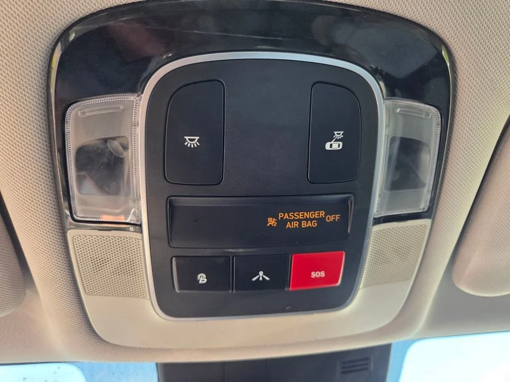 Used 2022 Portofino Gray Hyundai Limited image 20