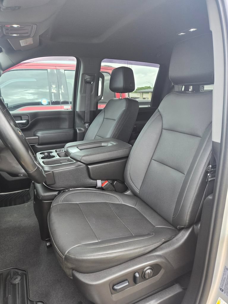 Used 2023 Silver Ice Metallic Chevrolet LTZ image 8