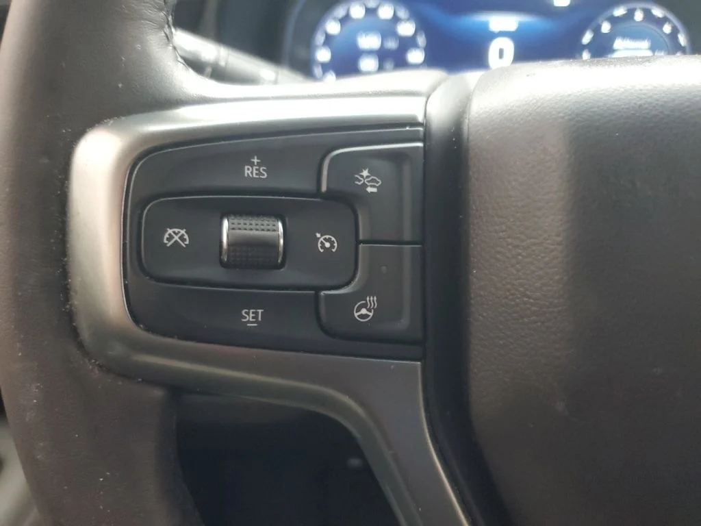 Used 2022 Orange Chevrolet LT image 29