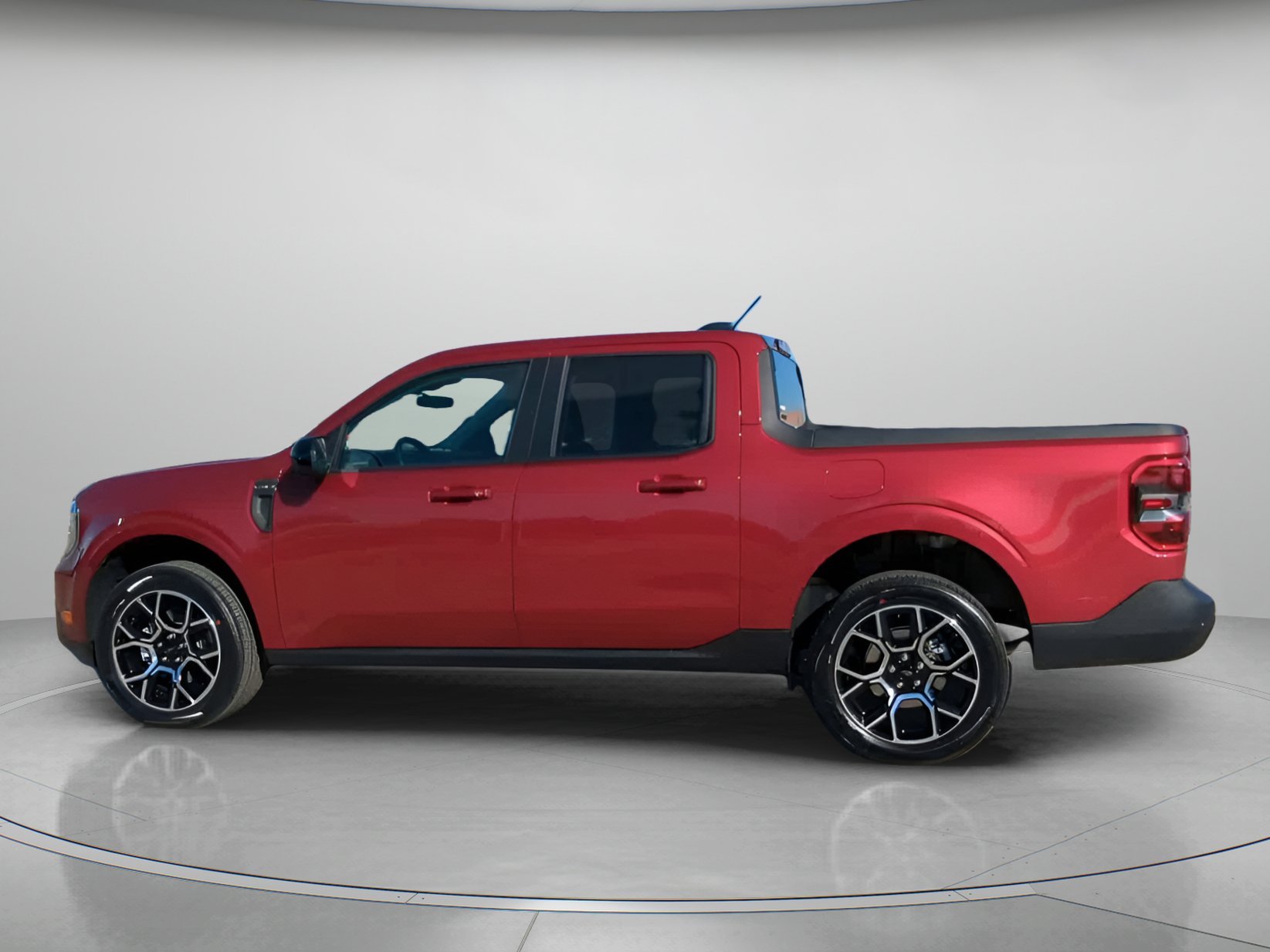 New 2026 Ruby Red Metallic Tinted Clearcoat Ford Lariat® image 14