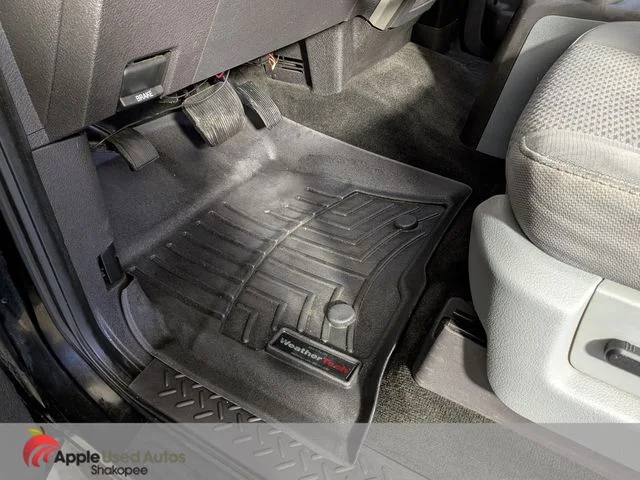 Used 2011 Black Ford XLT image 11